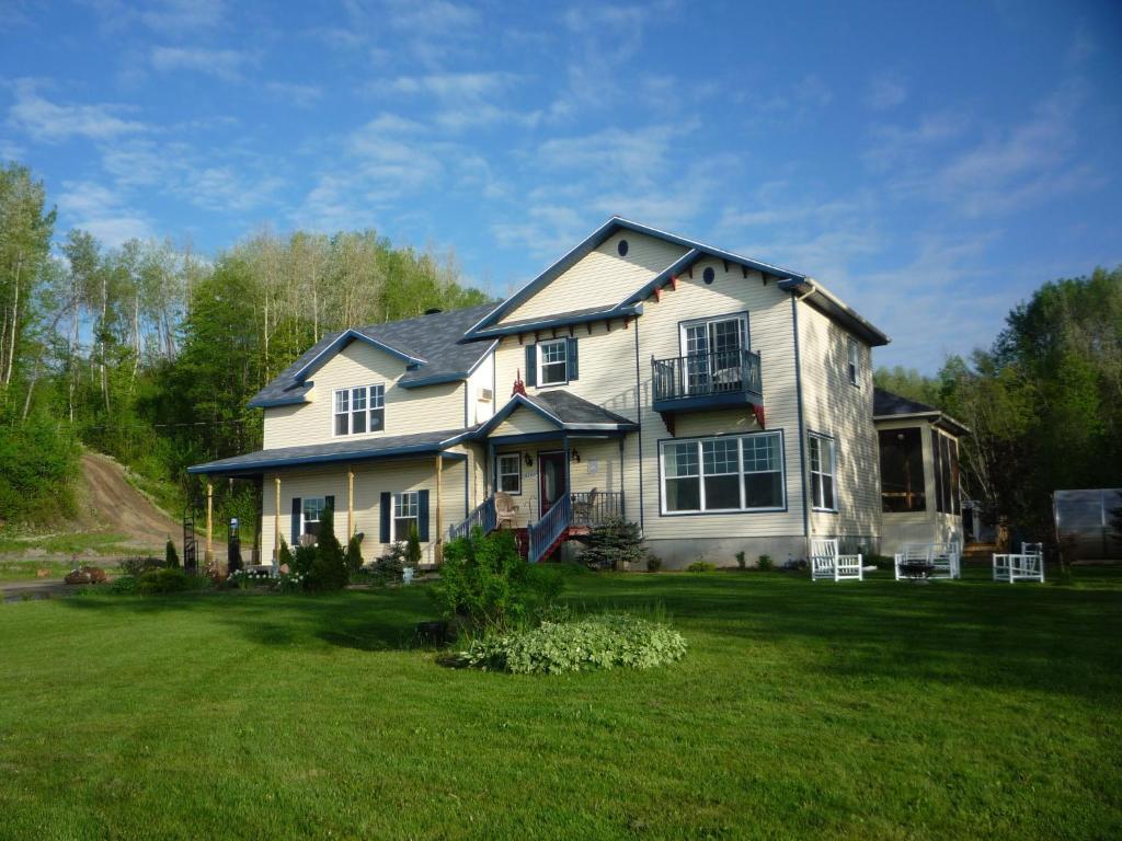 Domaine De La Baie, Les Suites Shawinigan Exterior foto