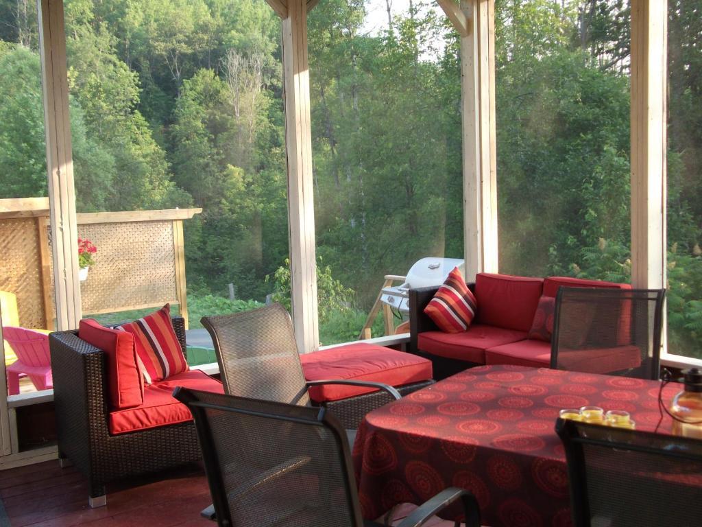 Domaine De La Baie, Les Suites Shawinigan Exterior foto